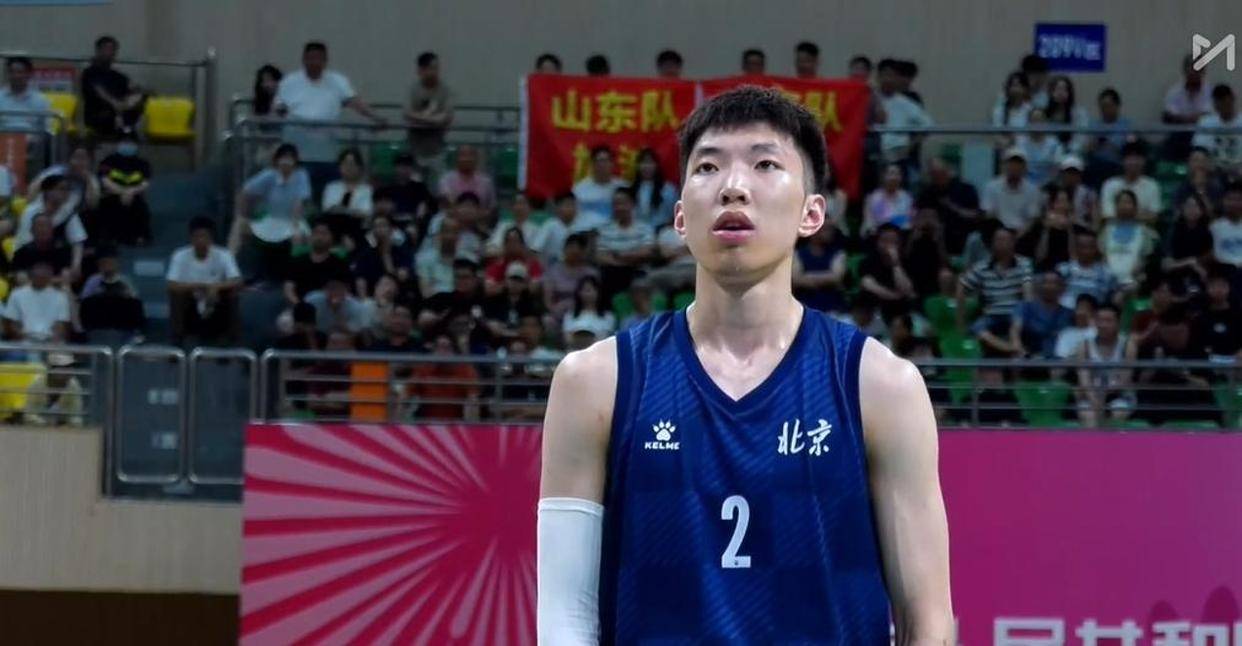 山东男篮取胜北京队，实力碾压对手抢下胜利(cba杯山东男篮vs北京首刚)