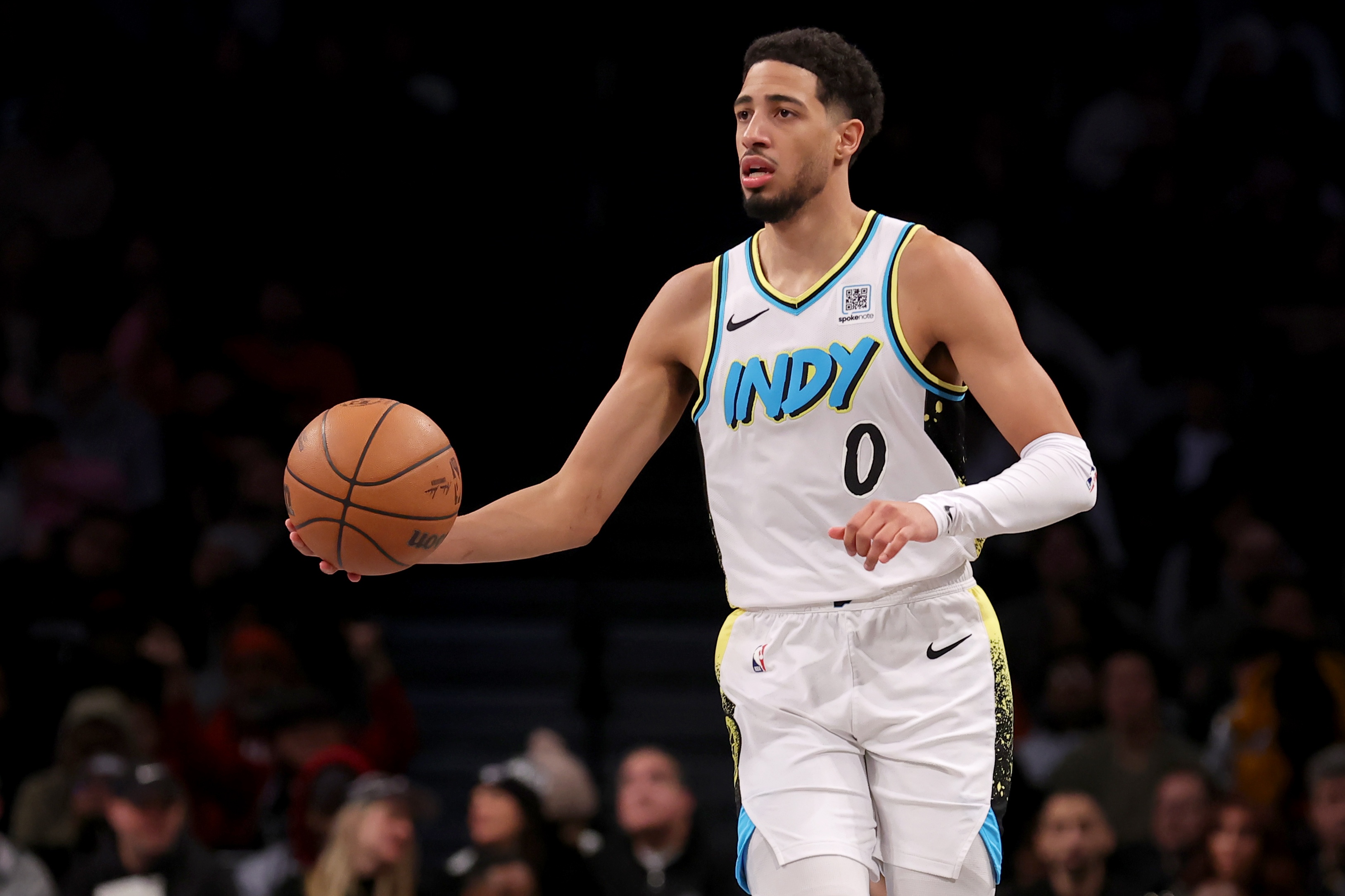 NBA-哈利伯顿右跟腱撕裂总决赛带伤作战
