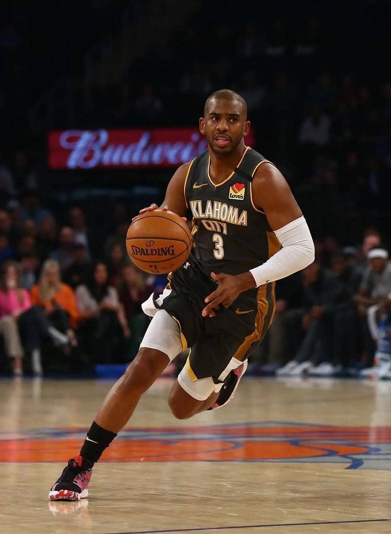 NBA-保罗穿3号球衣:回归快船不需要思考的简单介绍