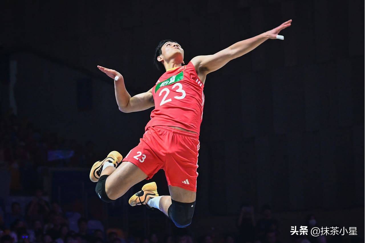 可惜！中国男排1-3遭世界第二法国男排逆转，遭遇六连败